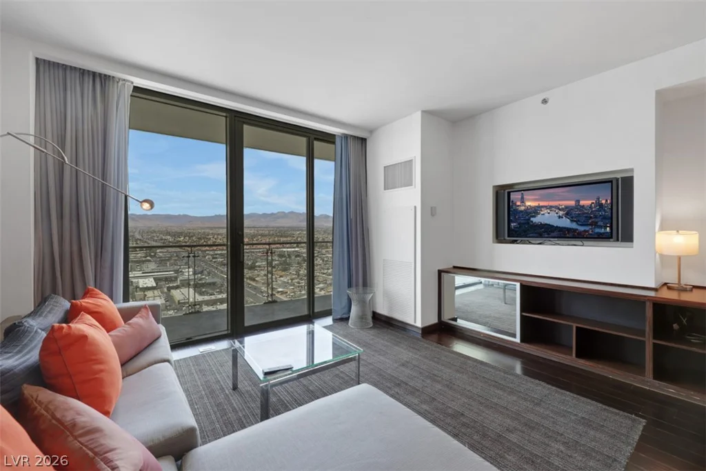 4381 Flamingo, Las Vegas, NV 89103