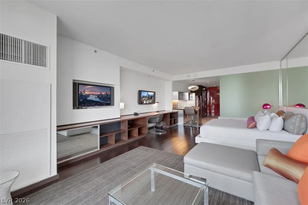 4381 Flamingo, Las Vegas, NV 89103