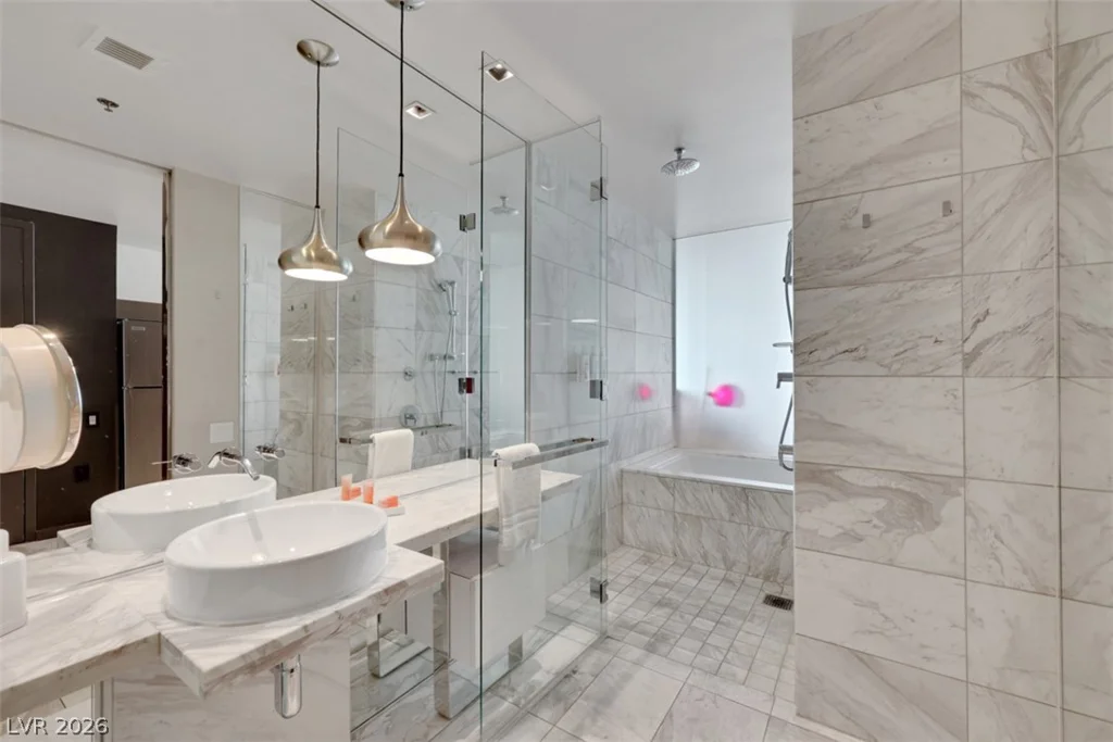 4381 Flamingo, Las Vegas, NV 89103
