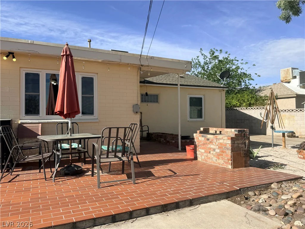 483 Hazel, Henderson, NV 89015