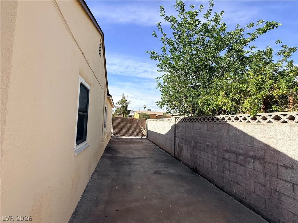 483 Hazel, Henderson, NV 89015