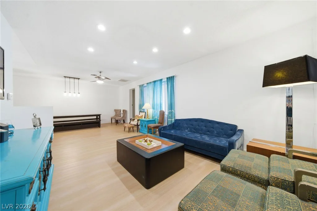 3213 Brazos, Las Vegas, NV 89169