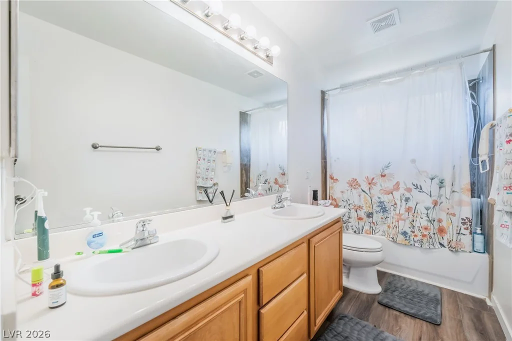 246 Lynbrook, Henderson, NV 89012