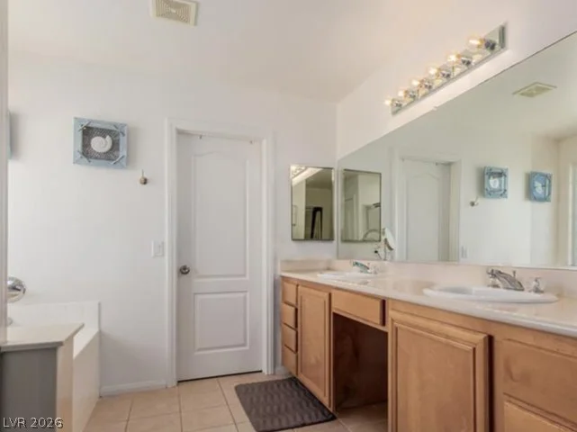 246 Lynbrook, Henderson, NV 89012