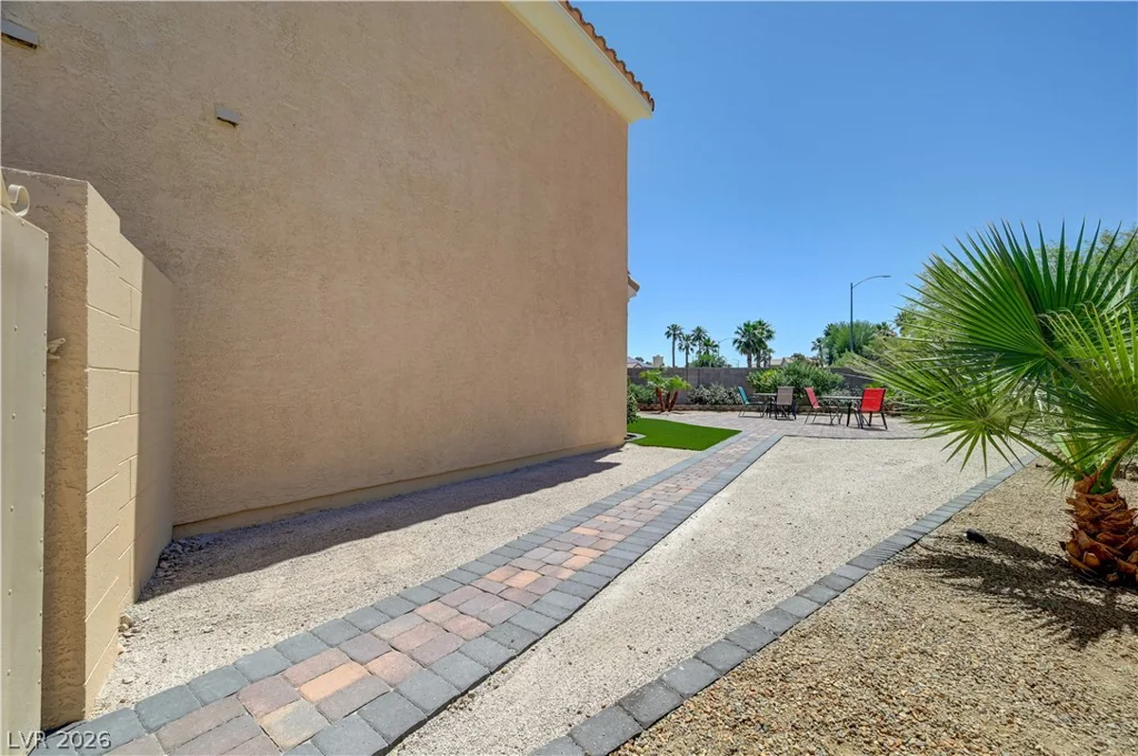 1723 Fall Pointe, North Las Vegas, NV 89032