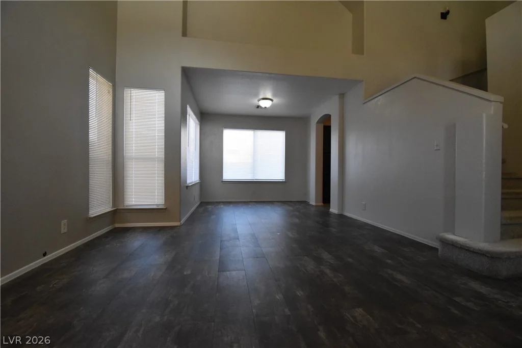 5016 Camino Del Santo, North Las Vegas, NV 89031