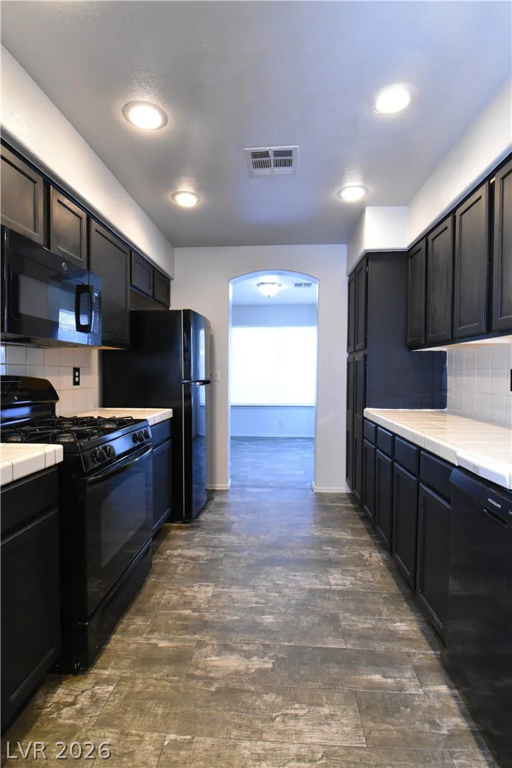 5016 Camino Del Santo, North Las Vegas, NV 89031