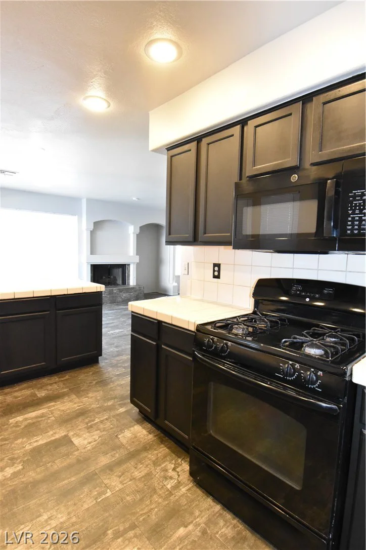 5016 Camino Del Santo, North Las Vegas, NV 89031