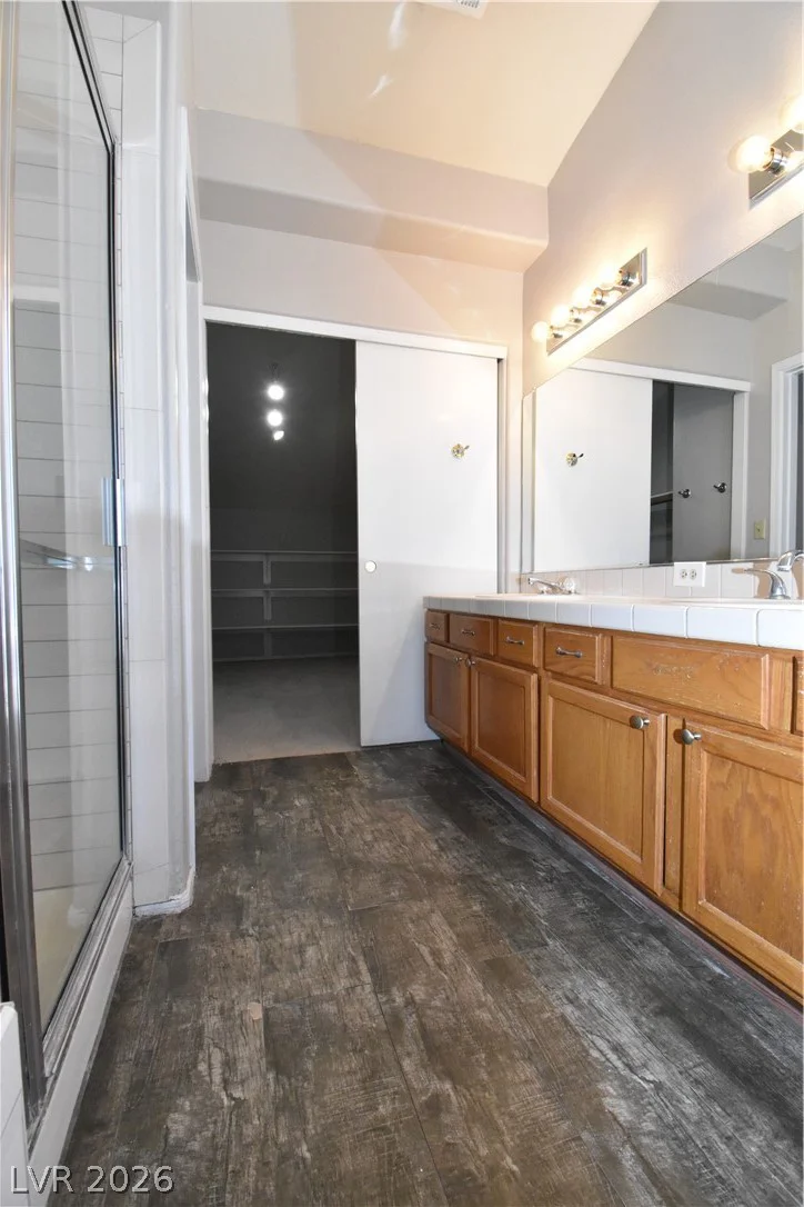 5016 Camino Del Santo, North Las Vegas, NV 89031