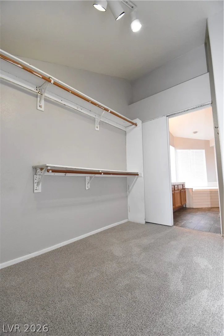 5016 Camino Del Santo, North Las Vegas, NV 89031