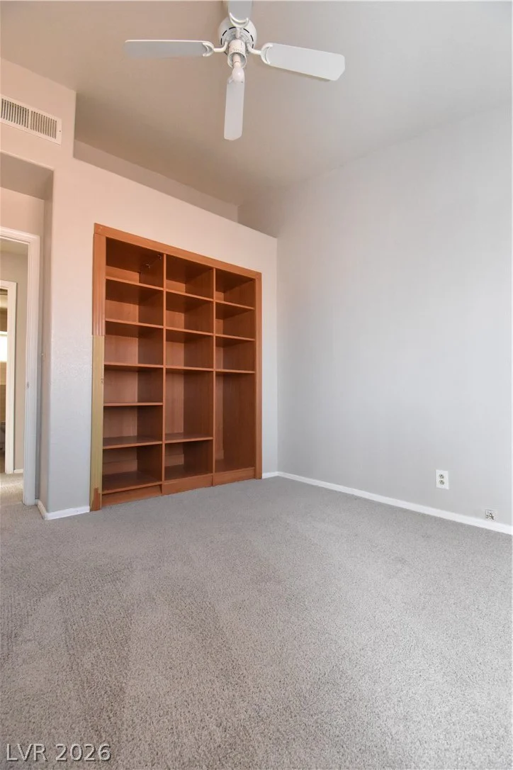 5016 Camino Del Santo, North Las Vegas, NV 89031