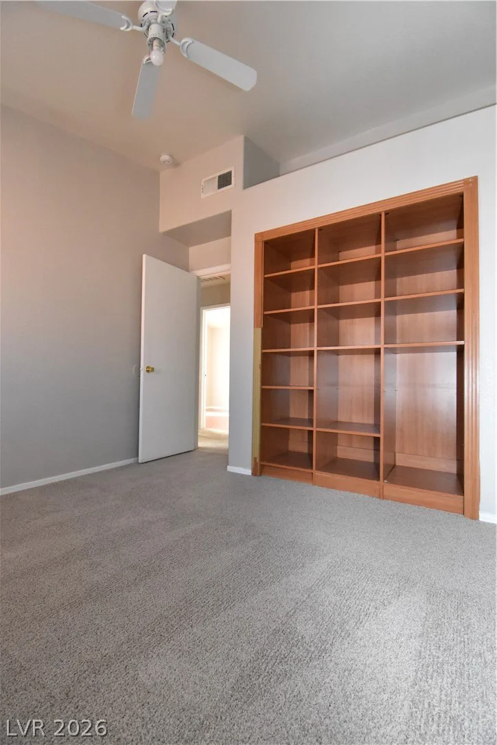 5016 Camino Del Santo, North Las Vegas, NV 89031