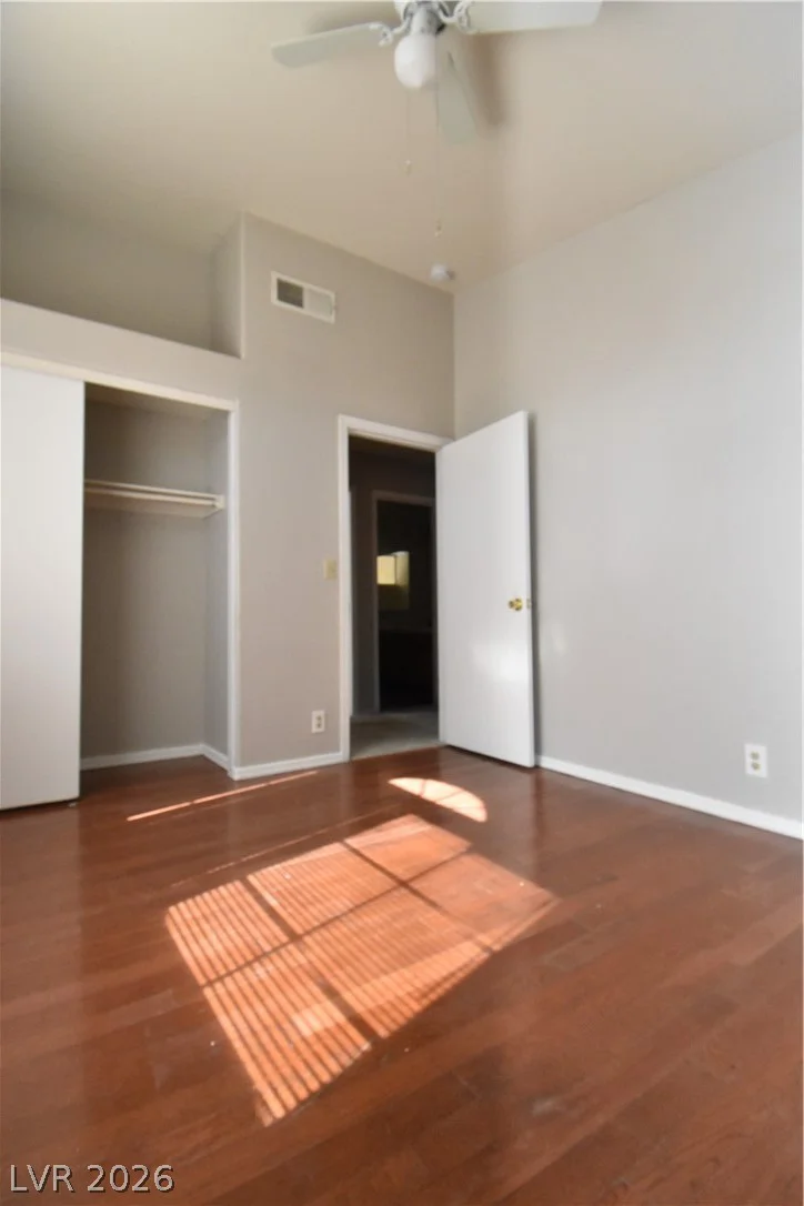 5016 Camino Del Santo, North Las Vegas, NV 89031