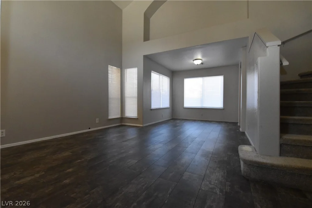 5016 Camino Del Santo, North Las Vegas, NV 89031