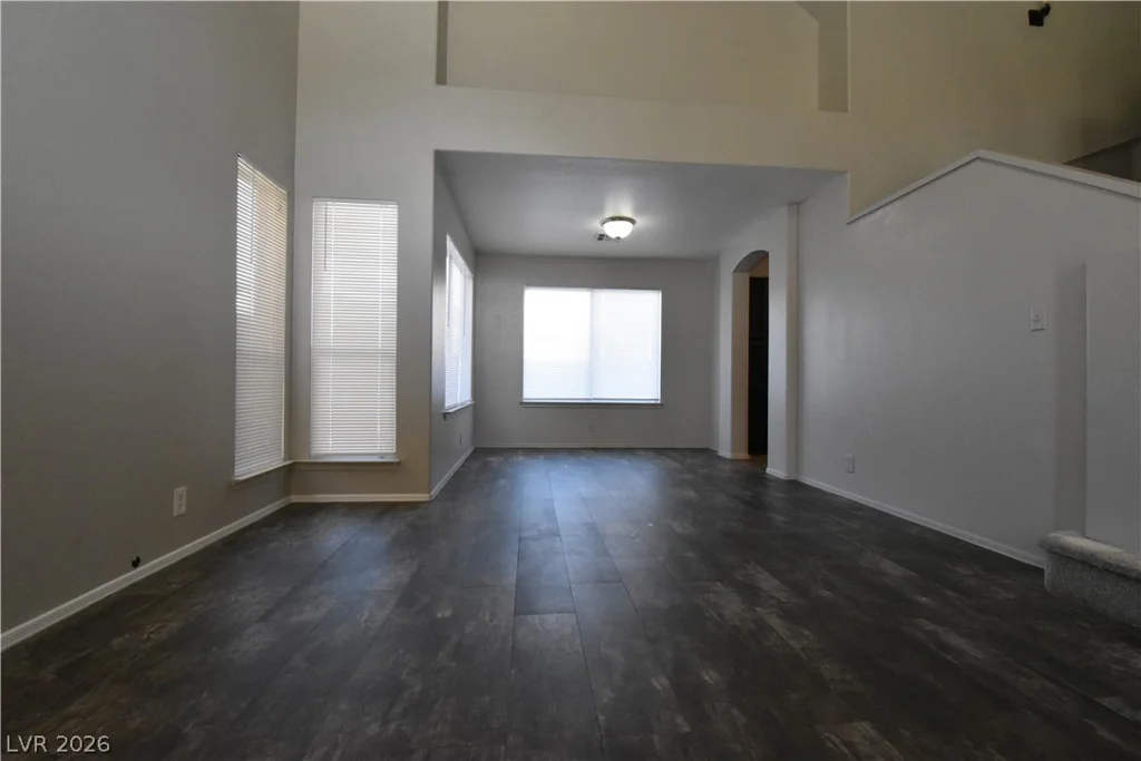 5016 Camino Del Santo, North Las Vegas, NV 89031