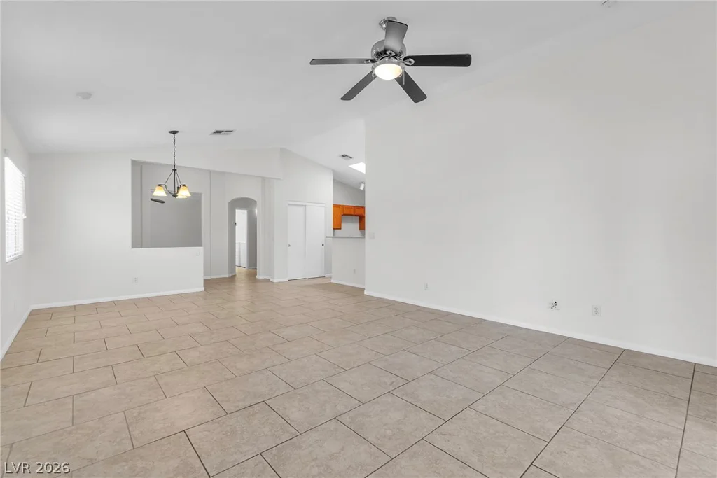 5692 Great Eagle, Las Vegas, NV 89122