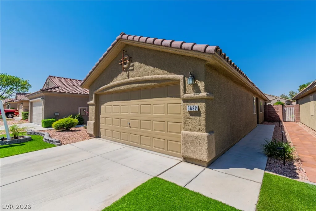 5692 Great Eagle, Las Vegas, NV 89122