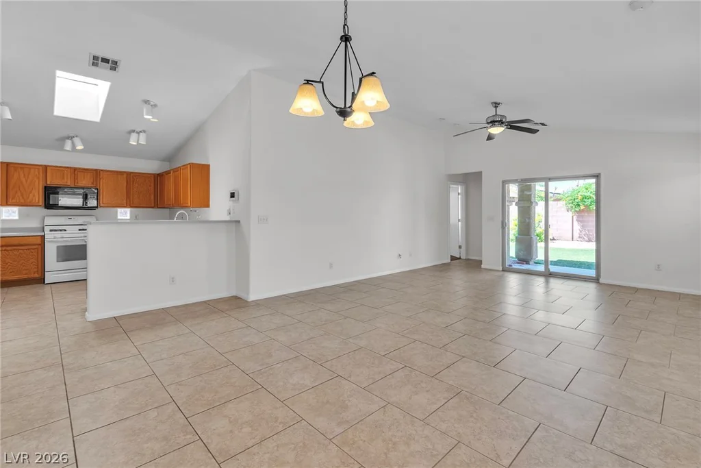 5692 Great Eagle, Las Vegas, NV 89122