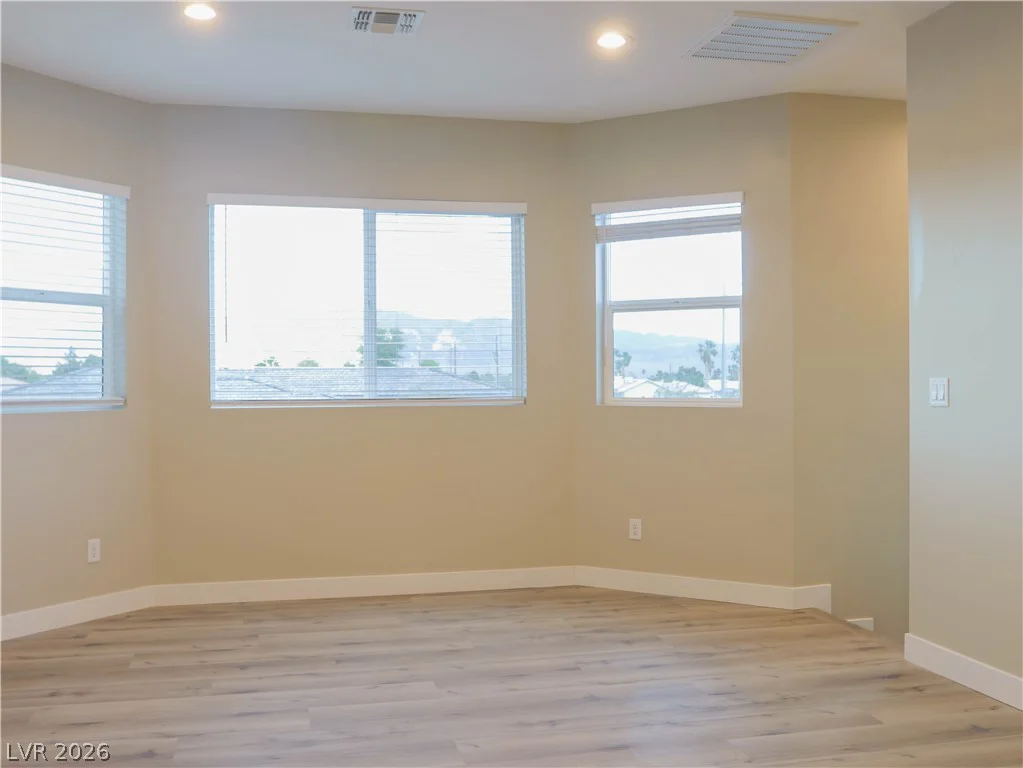 3809 Allen, North Las Vegas, NV 89032
