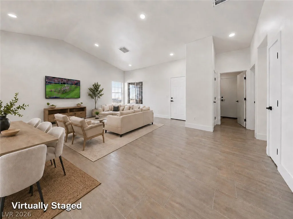 7229 Winding Creek, Las Vegas, NV 89113