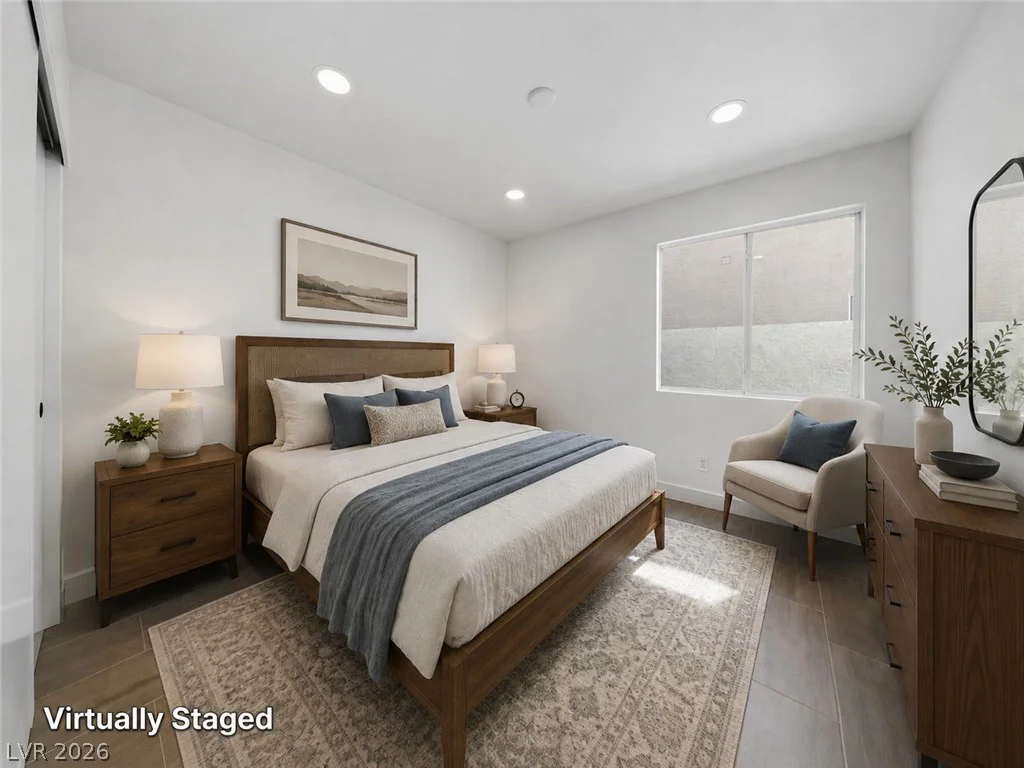 7229 Winding Creek, Las Vegas, NV 89113