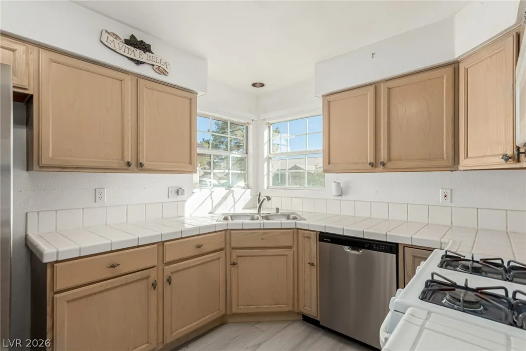 4908 Winterset, Las Vegas, NV 89130