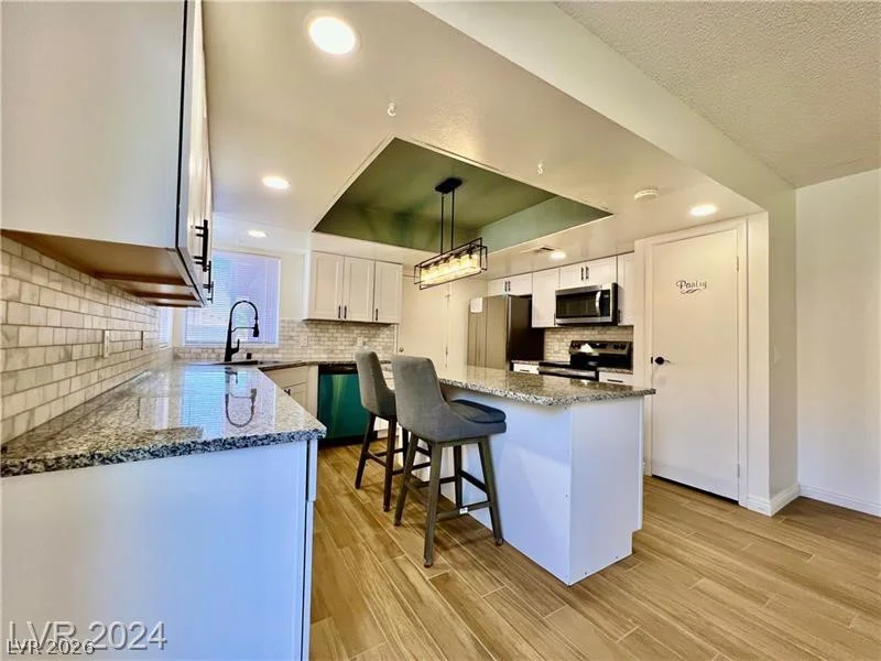 1916 Cameron, Las Vegas, NV 89102