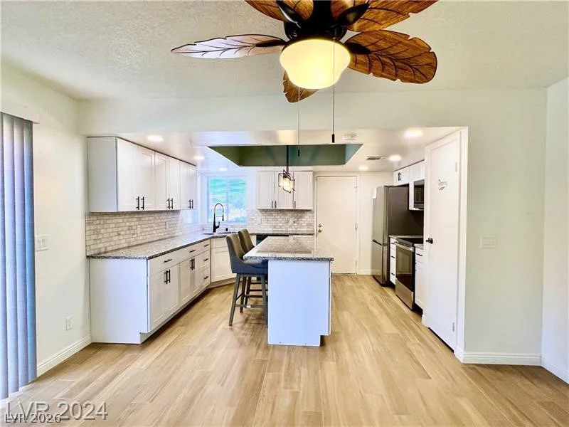 1916 Cameron, Las Vegas, NV 89102