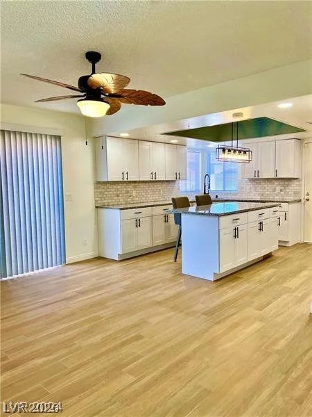 1916 Cameron, Las Vegas, NV 89102