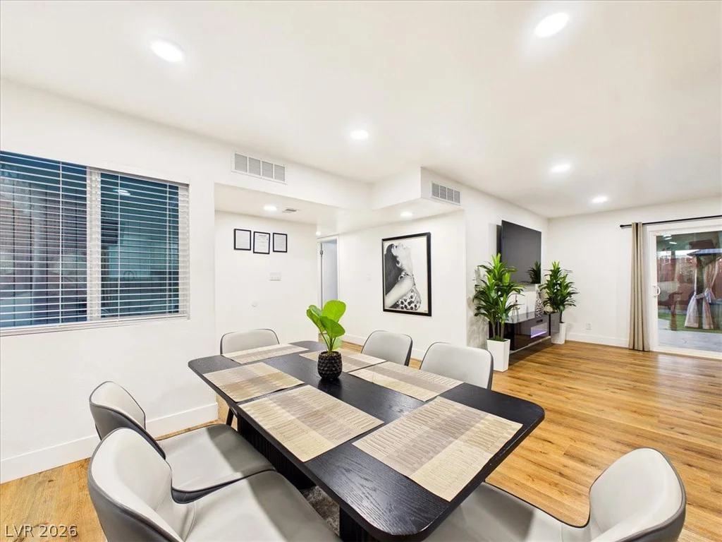 6205 Shawnee, Las Vegas, NV 89107
