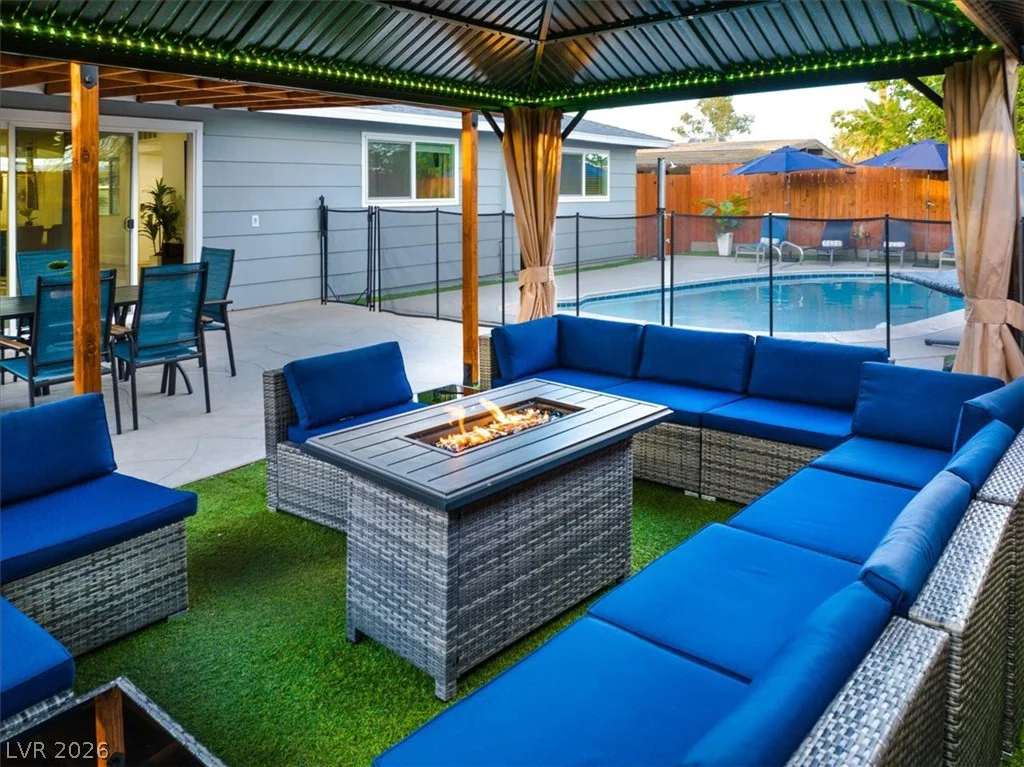 6205 Shawnee, Las Vegas, NV 89107