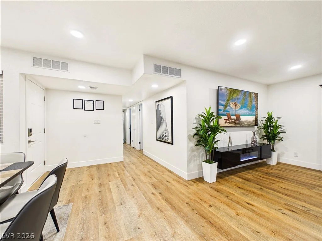 6205 Shawnee, Las Vegas, NV 89107