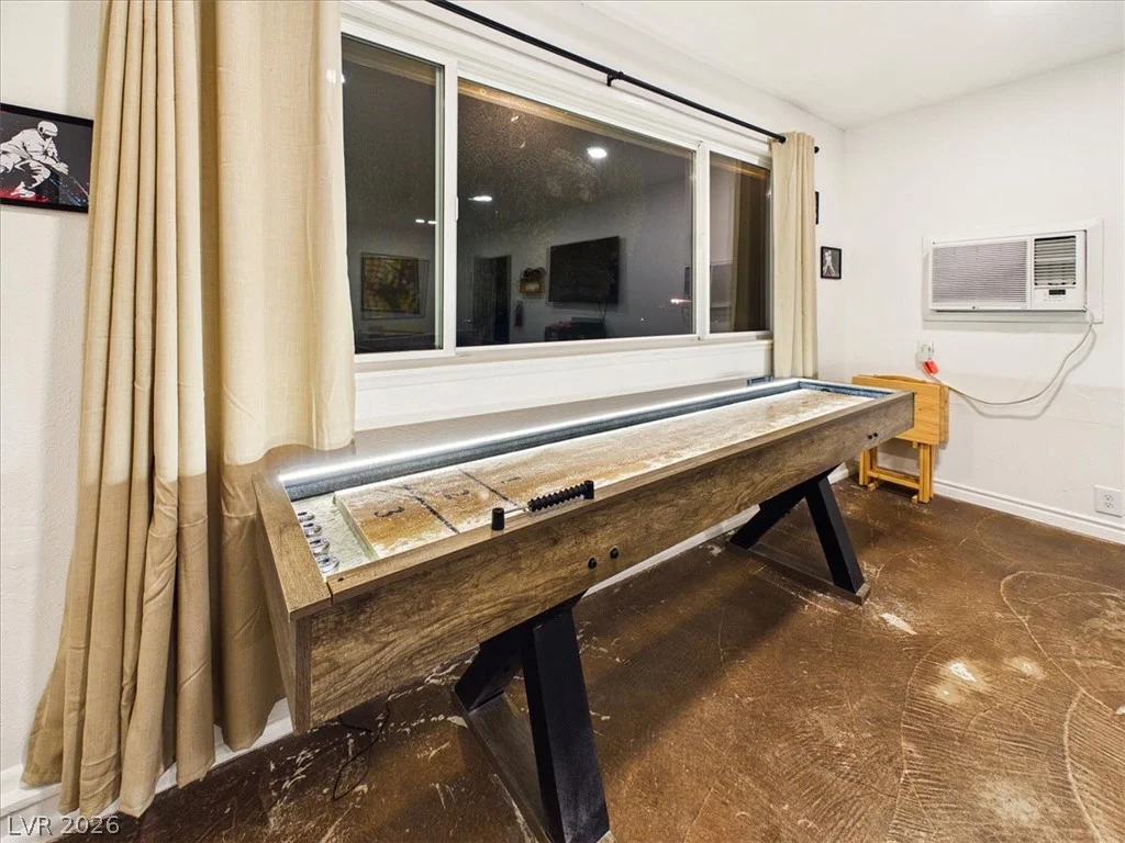 6205 Shawnee, Las Vegas, NV 89107