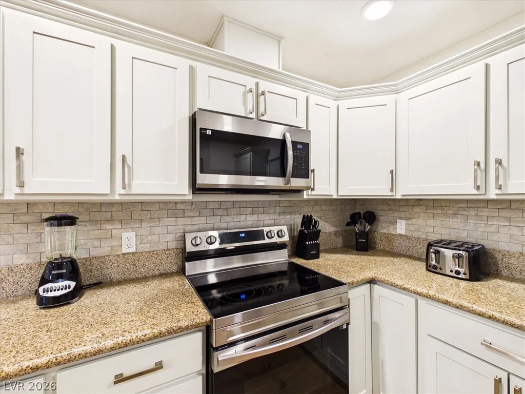 6205 Shawnee, Las Vegas, NV 89107
