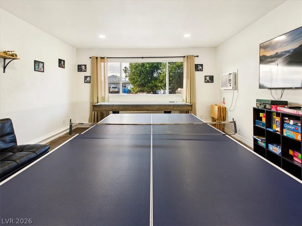 6205 Shawnee, Las Vegas, NV 89107