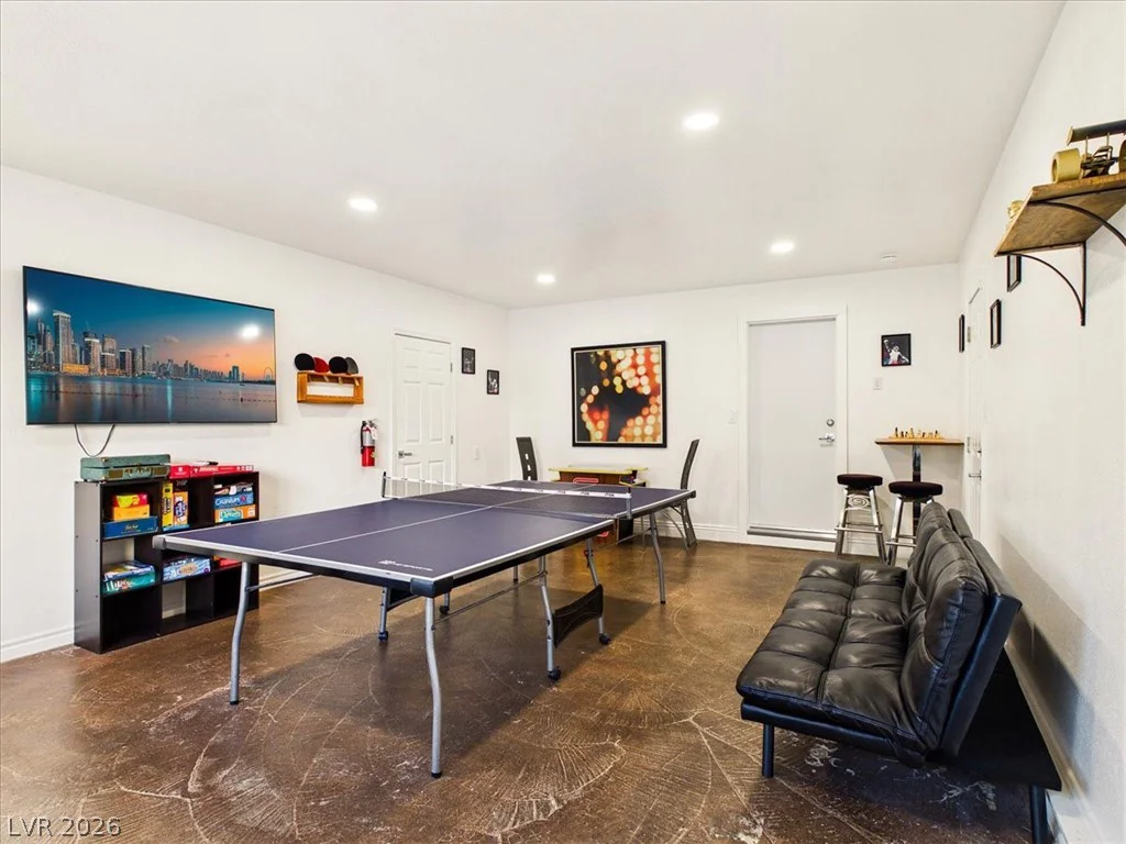 6205 Shawnee, Las Vegas, NV 89107