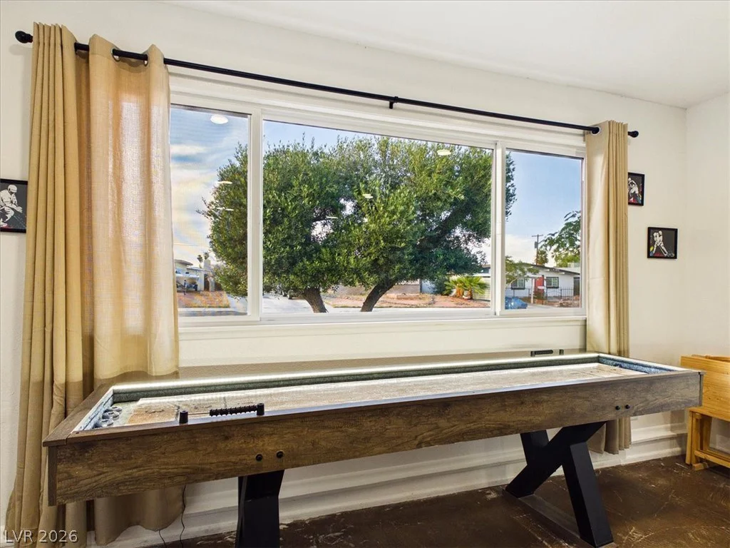 6205 Shawnee, Las Vegas, NV 89107