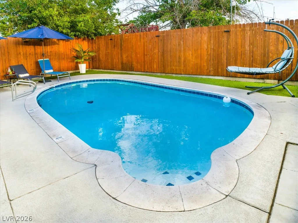 6205 Shawnee, Las Vegas, NV 89107