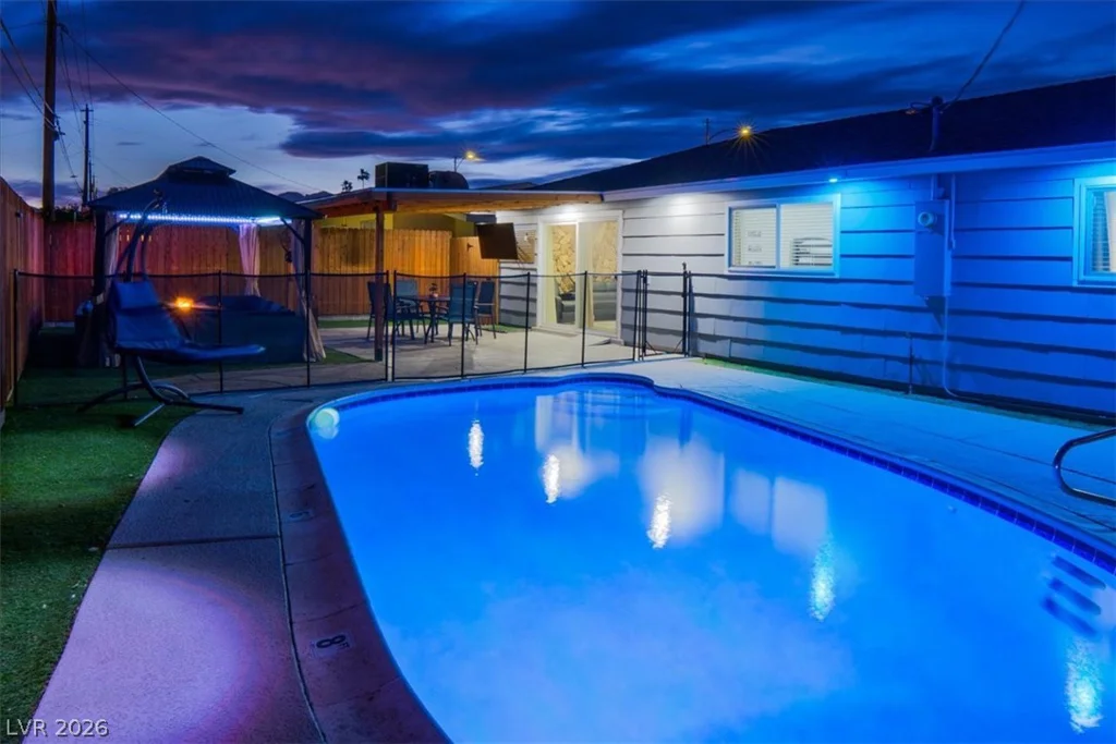 6205 Shawnee, Las Vegas, NV 89107