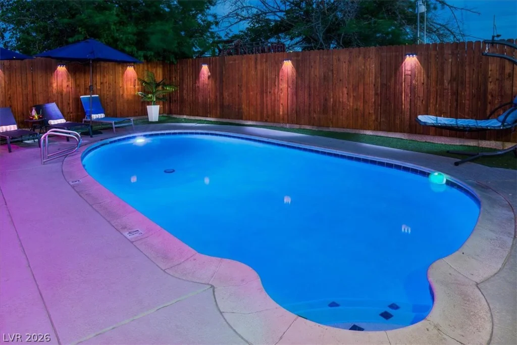 6205 Shawnee, Las Vegas, NV 89107
