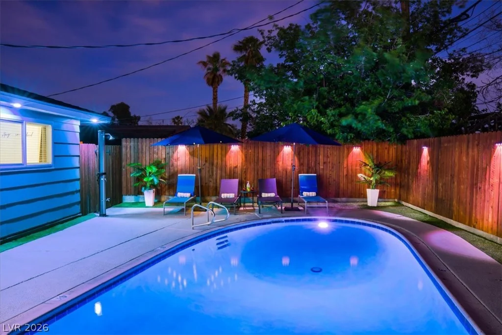 6205 Shawnee, Las Vegas, NV 89107