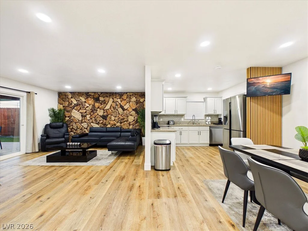 6205 Shawnee, Las Vegas, NV 89107