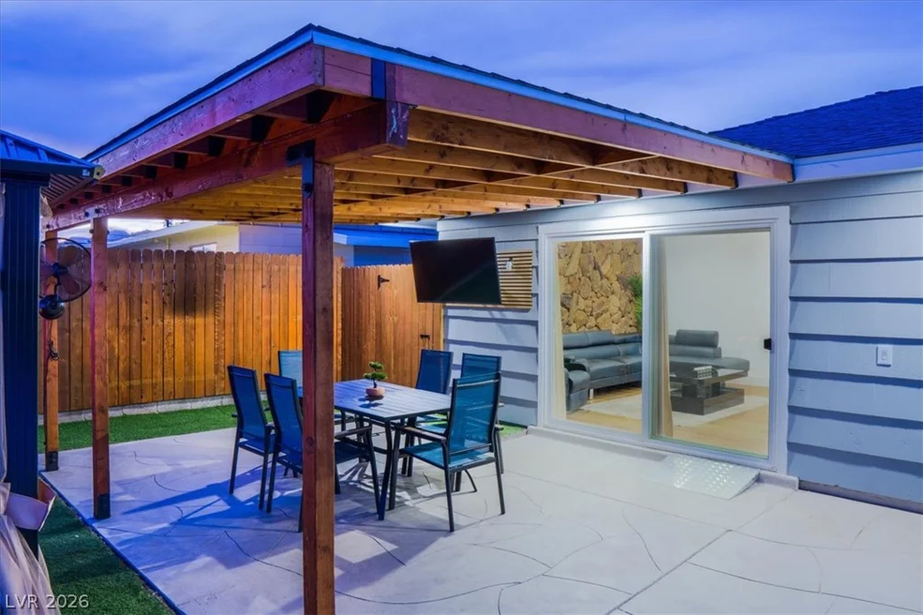 6205 Shawnee, Las Vegas, NV 89107