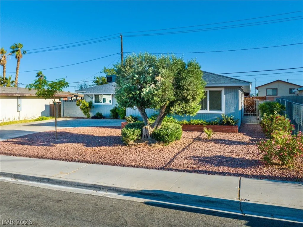 6205 Shawnee, Las Vegas, NV 89107