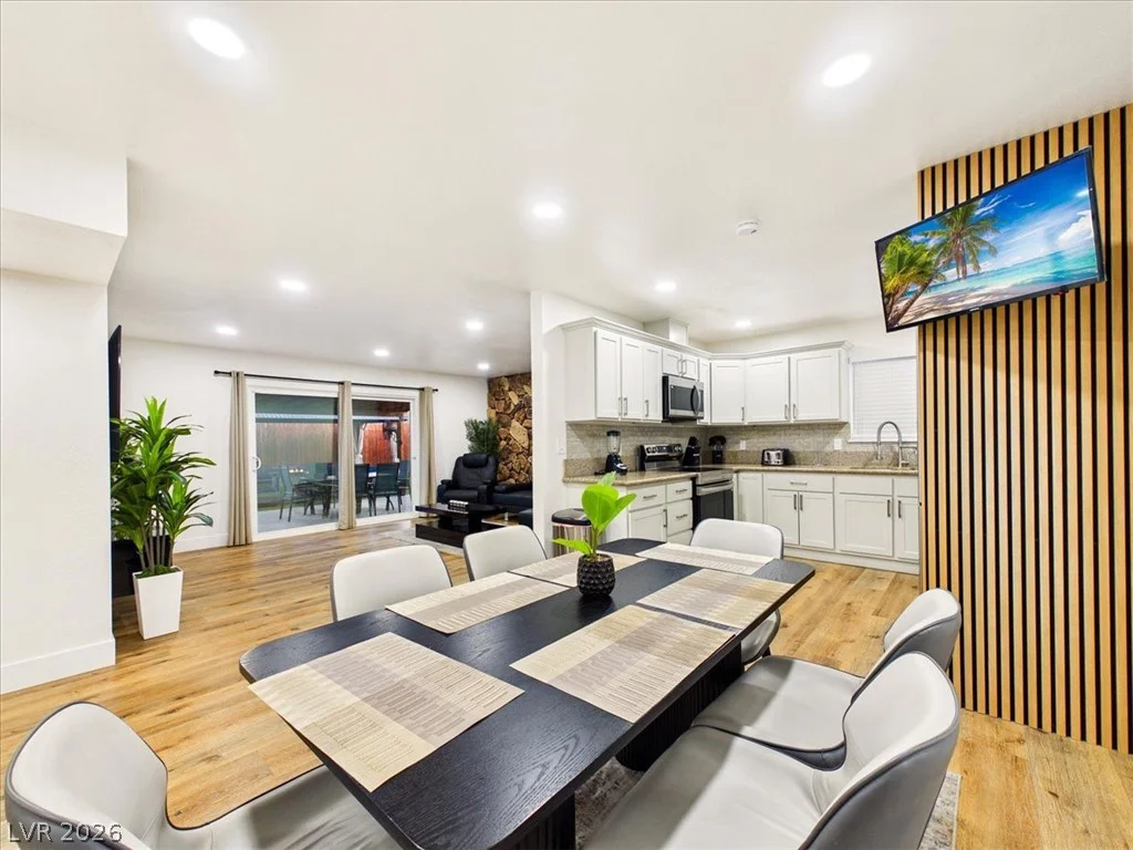6205 Shawnee, Las Vegas, NV 89107