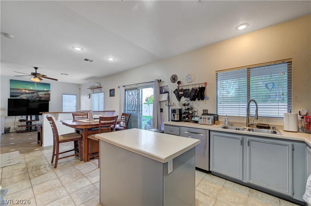 6800 Rhea, Las Vegas, NV 89131