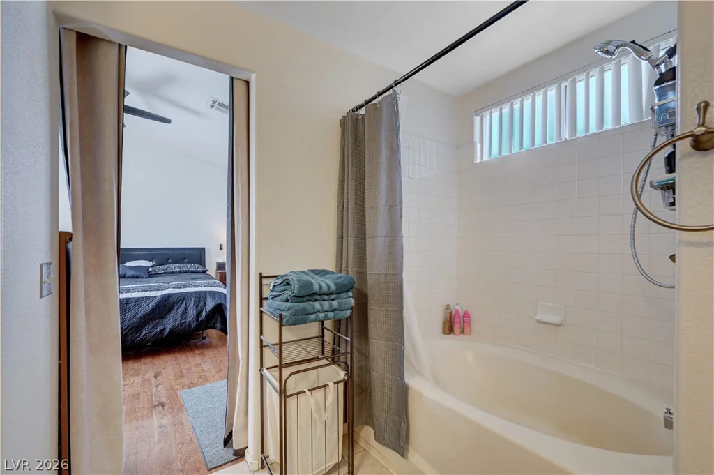 6800 Rhea, Las Vegas, NV 89131