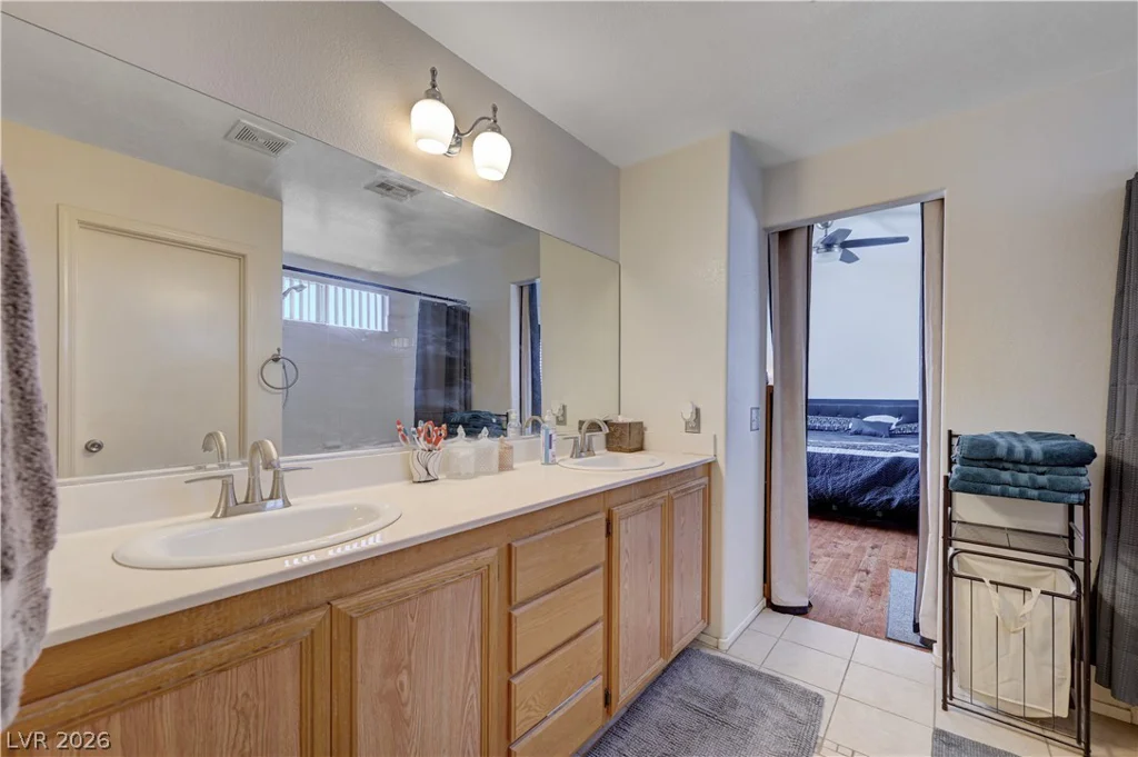 6800 Rhea, Las Vegas, NV 89131