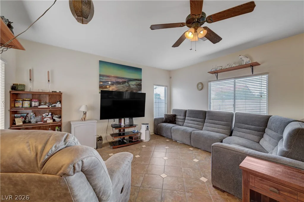 6800 Rhea, Las Vegas, NV 89131