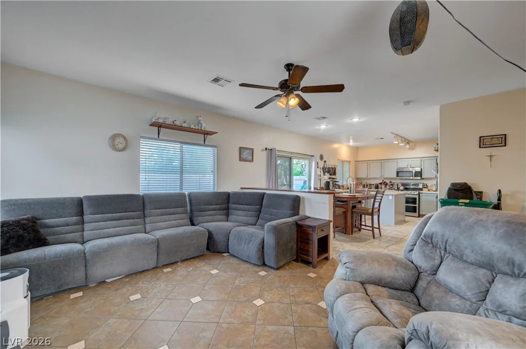 6800 Rhea, Las Vegas, NV 89131